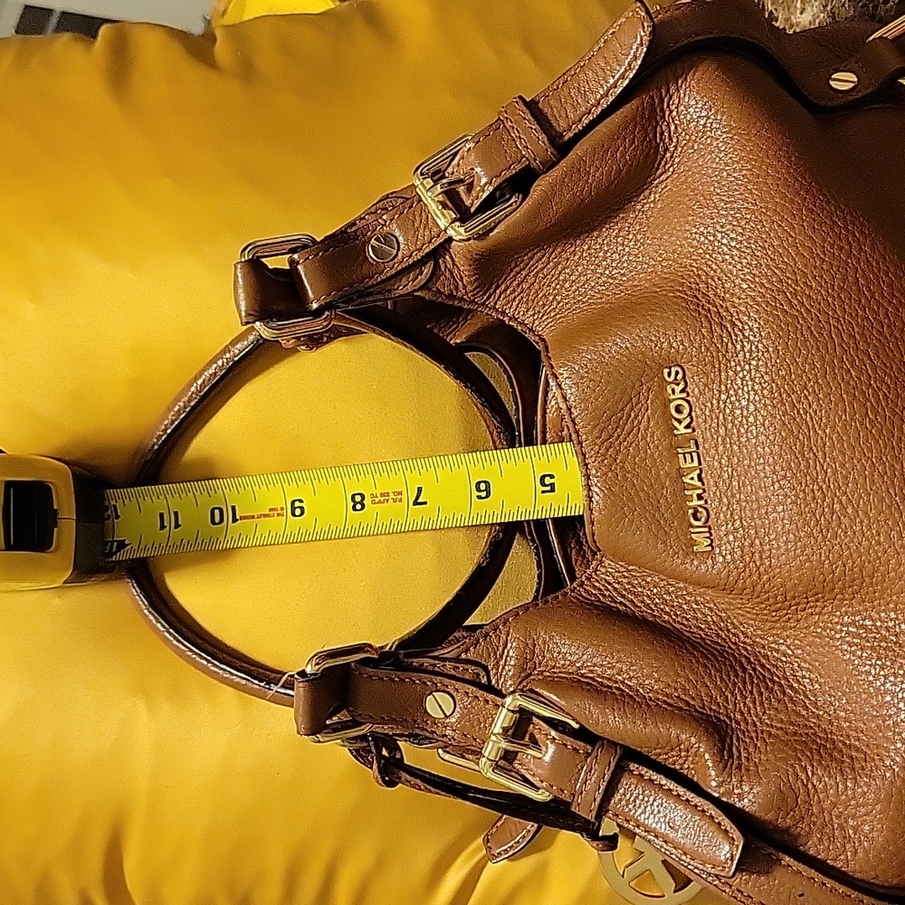 Michael Kors leather shoulder bag
